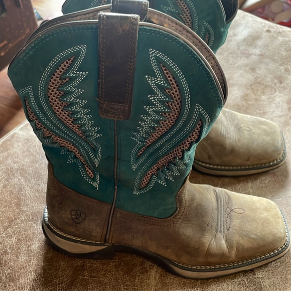 Ariat Women's Brown And Teal Cowgirl Boots. Good Condition. Size 8.5B. - Picture 8 of 16